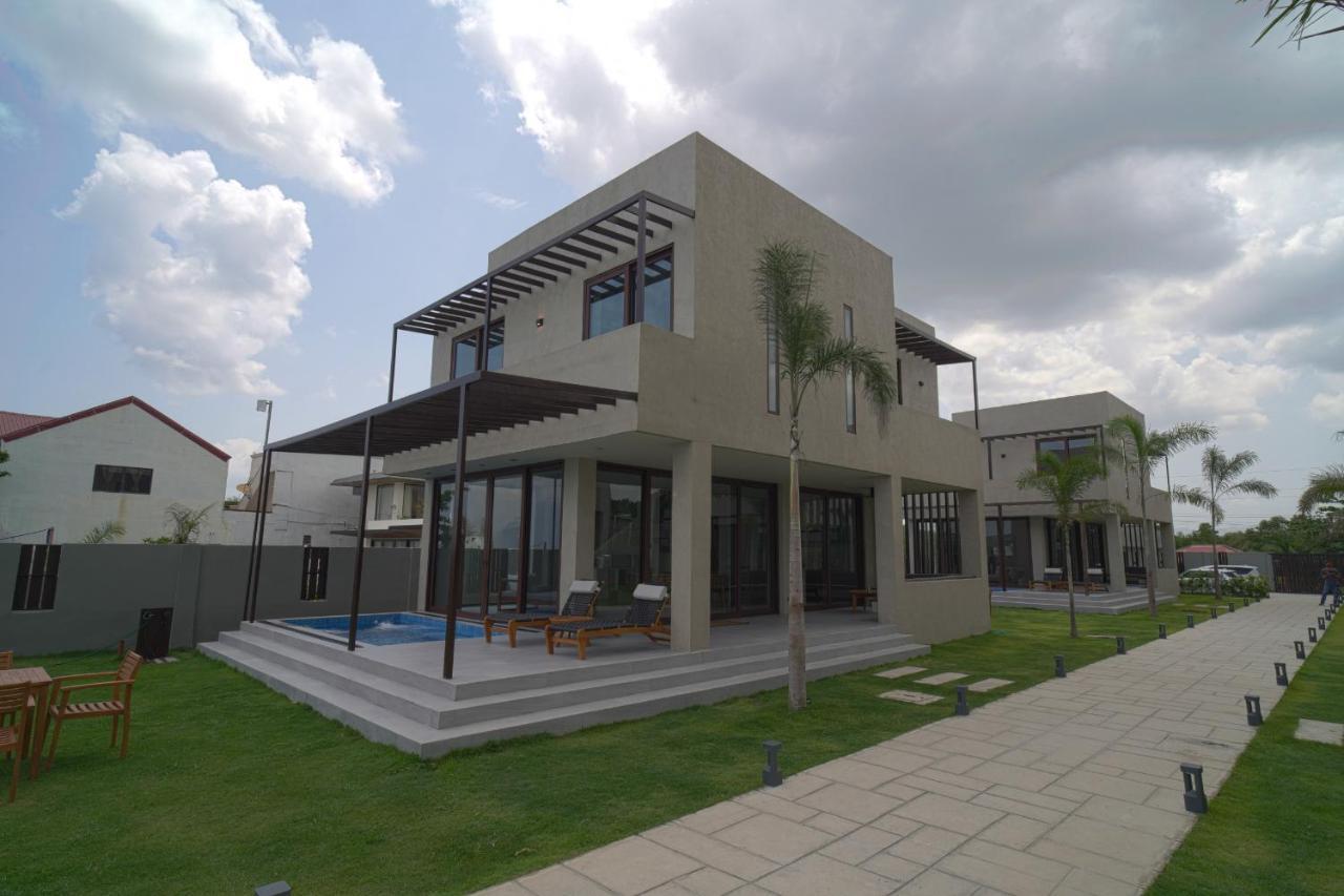 Araya Beach Casas Batangas Exterior foto